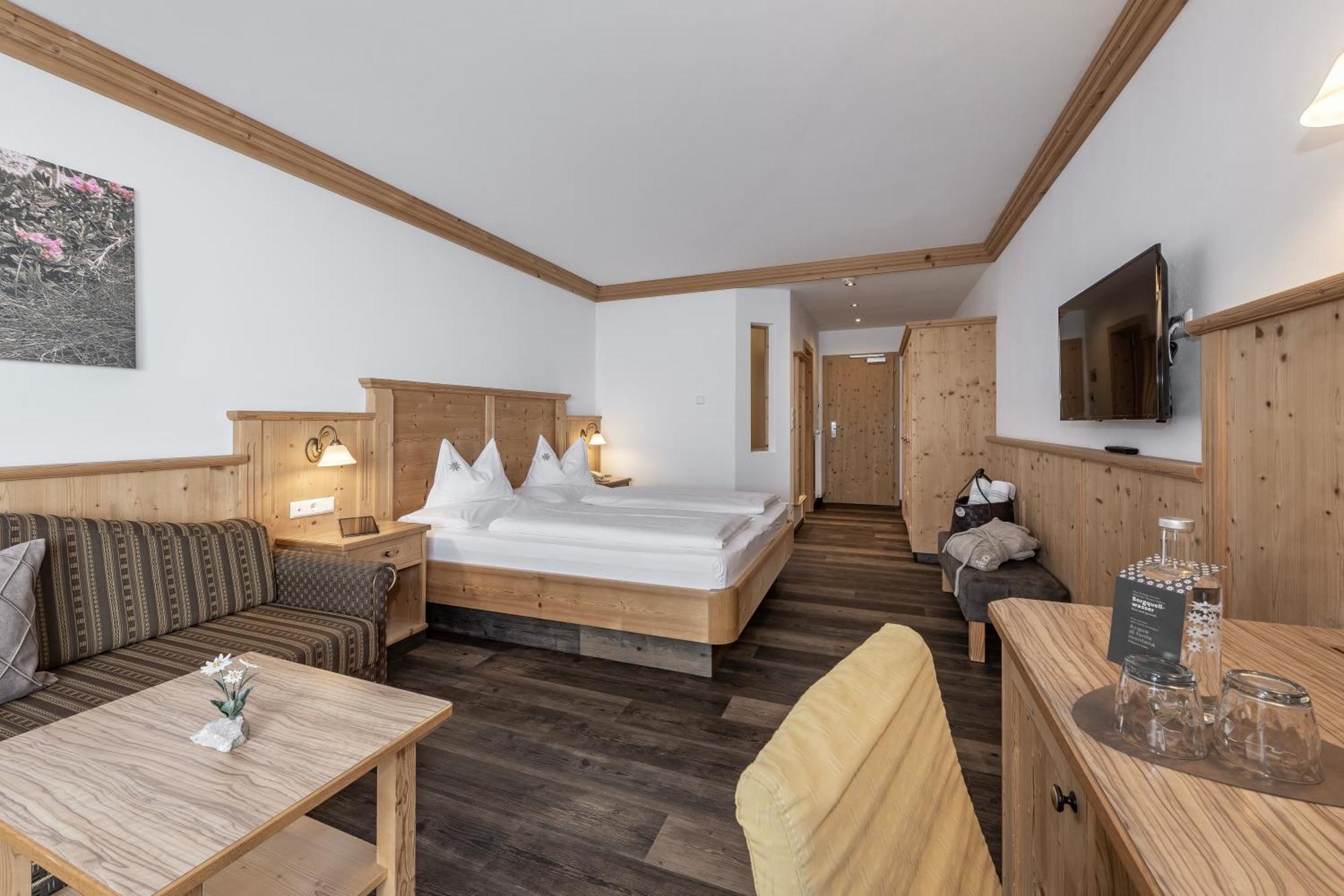 Hotel Edelweiss Маранца Екстериор снимка